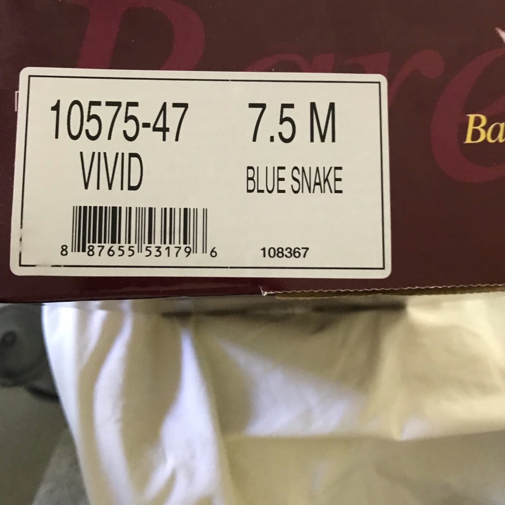 Blue snake embossed size 7.5, Barefoot Freedom